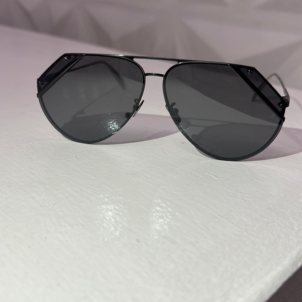 Alexander McQueen unisex sunglasses